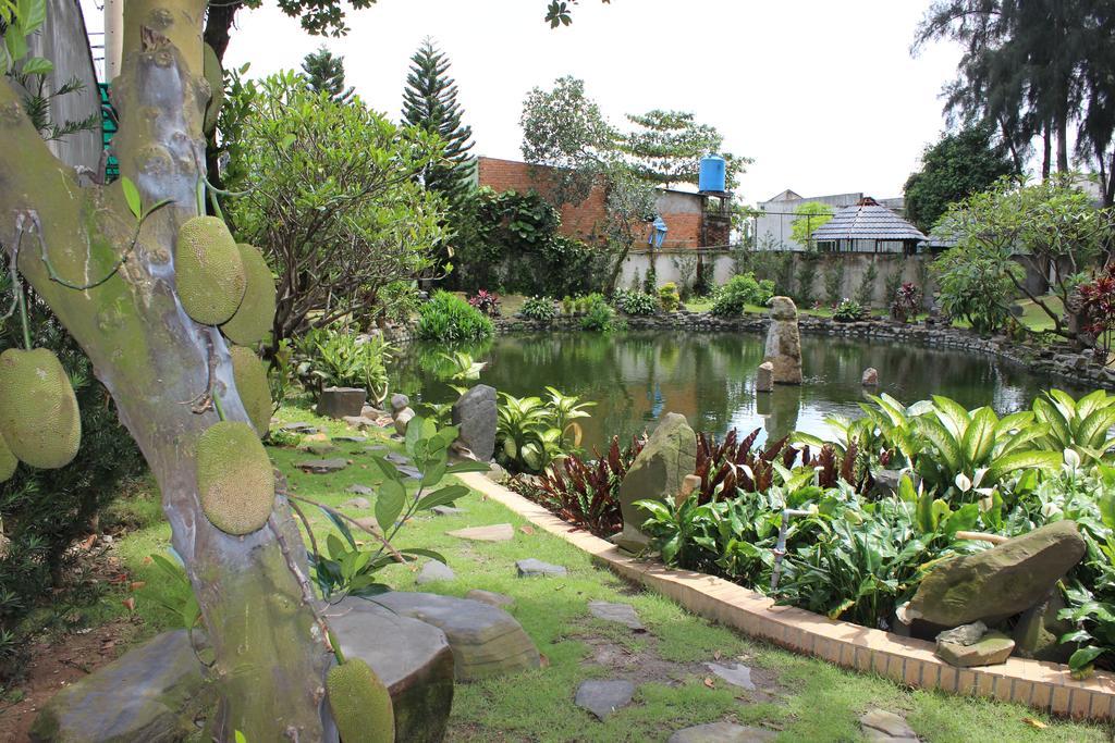 Saigon Park Resort Thuan An Extérieur photo