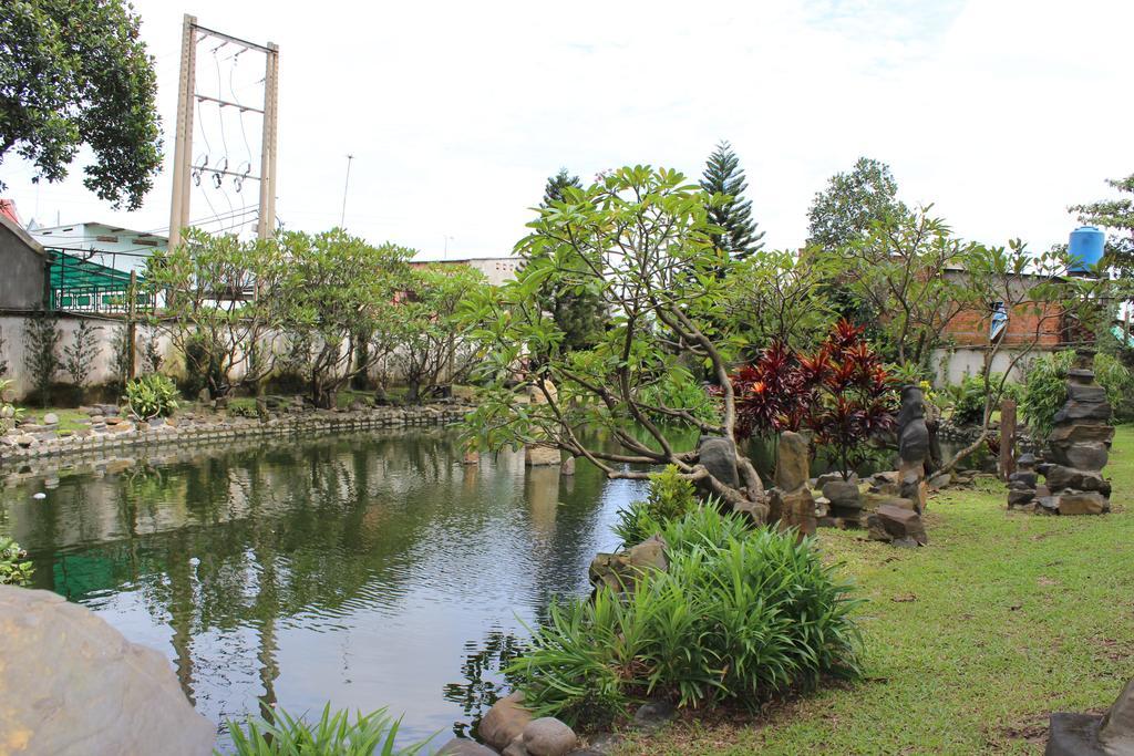 Saigon Park Resort Thuan An Extérieur photo