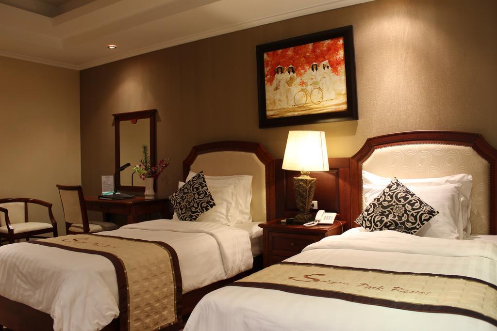 Saigon Park Resort Thuan An Extérieur photo